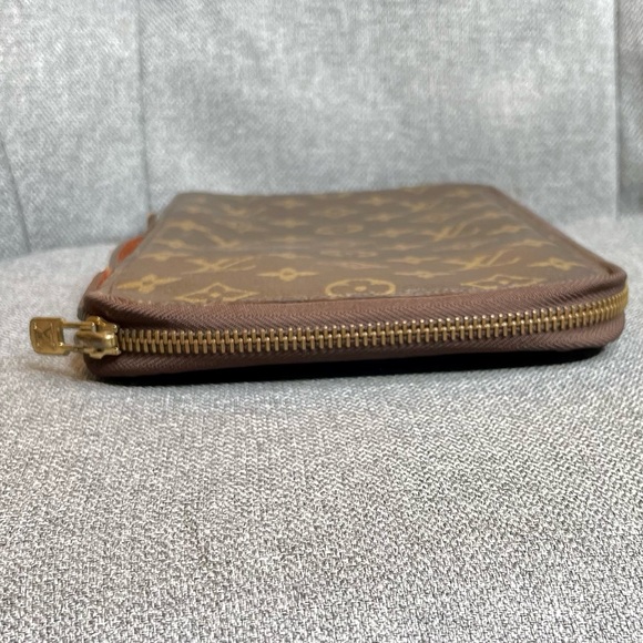 Rare & Discontinued! Louis Vuitton Poche Escapade Monogram Travel Organizer - Picture 4 of 16